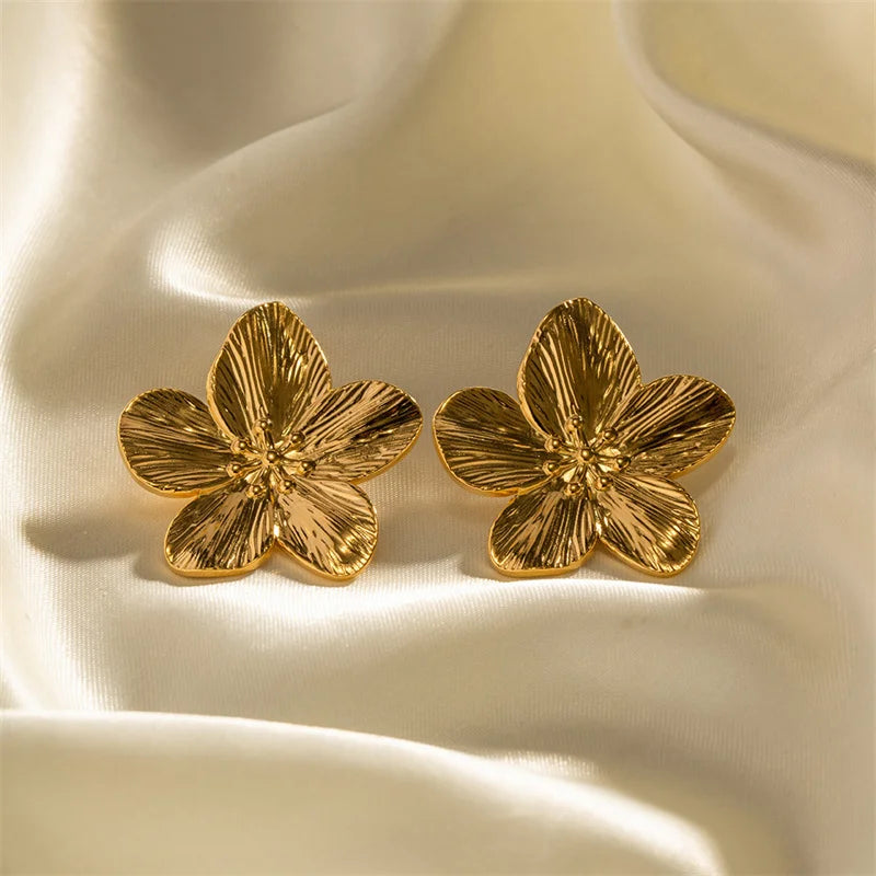 Elegant Gold Blossom Earrings