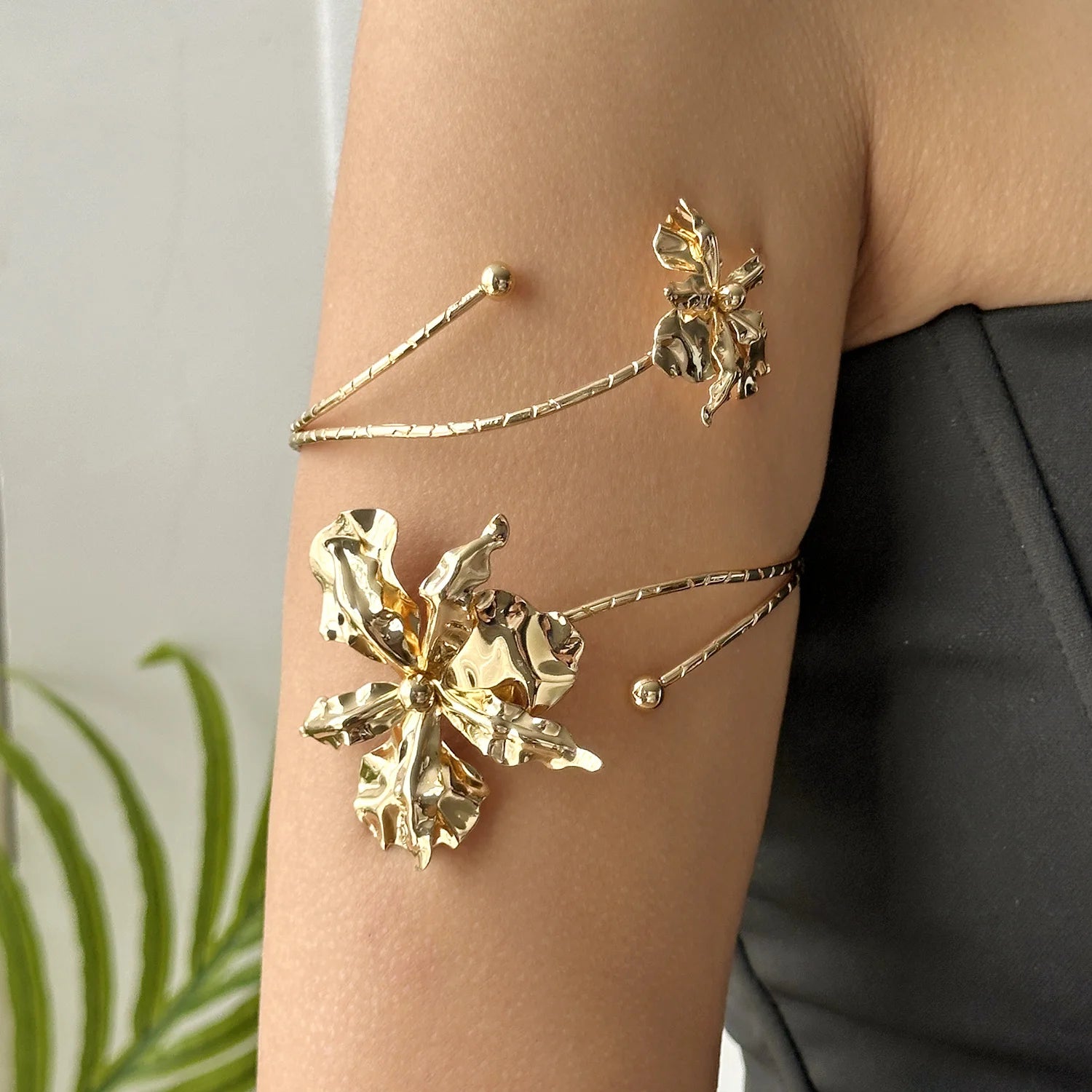 Boho Enamel Flower Open Armlet