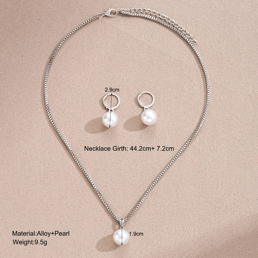 Dainty Pearl Jewelry Set