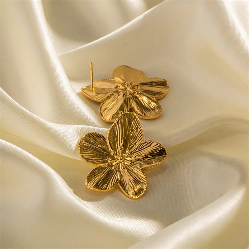 Elegant Gold Blossom Earrings