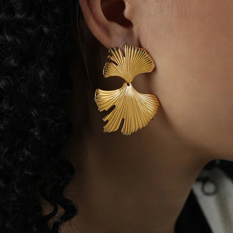 Elegant Gold Blossom Earrings