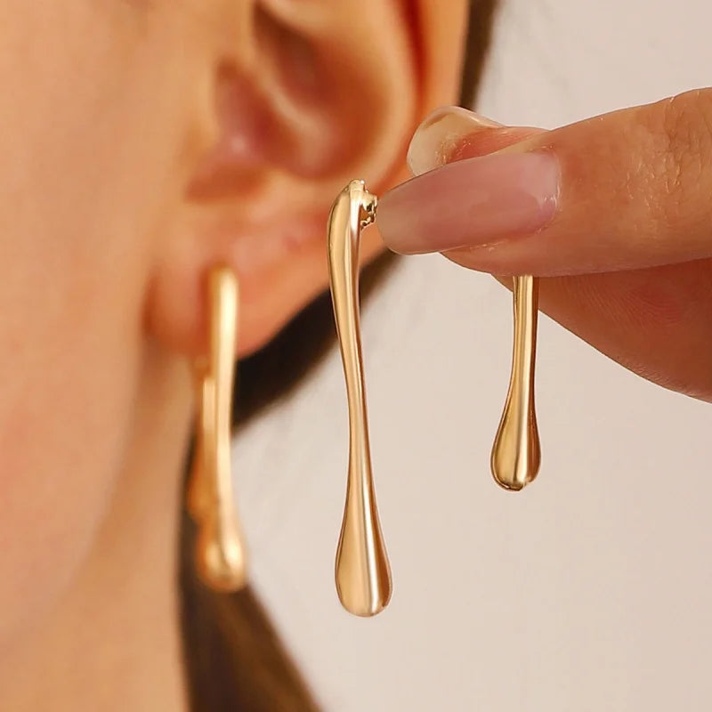 Elegant Gold Blossom Earrings
