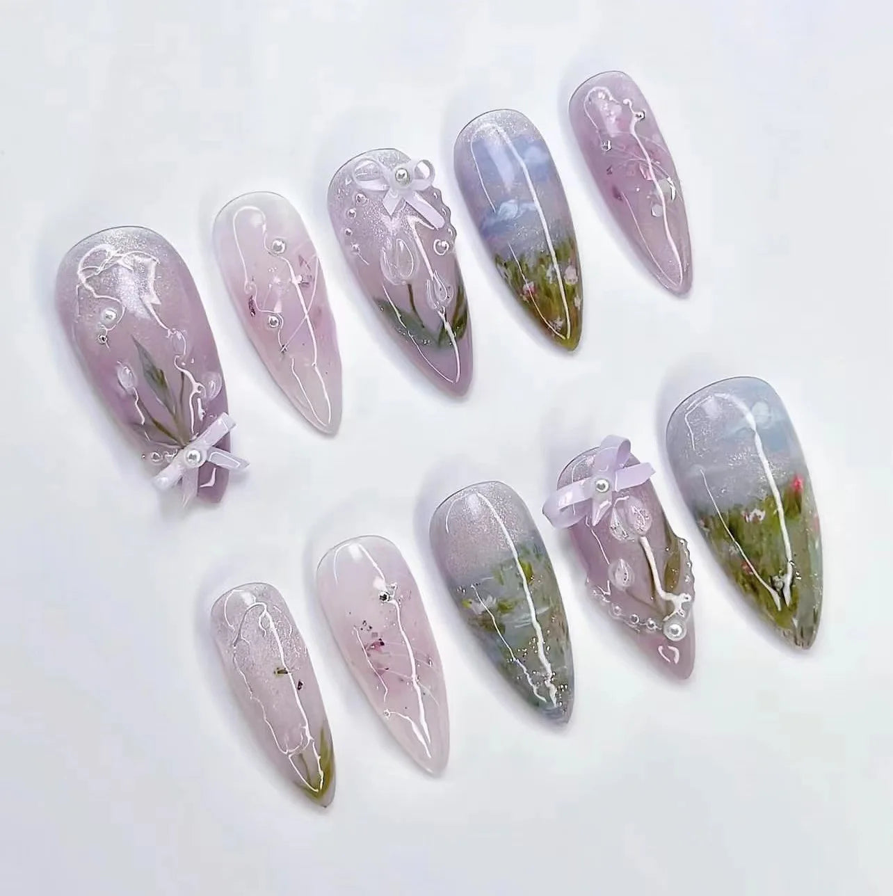 Cat-Eye Peach Blossom Nails