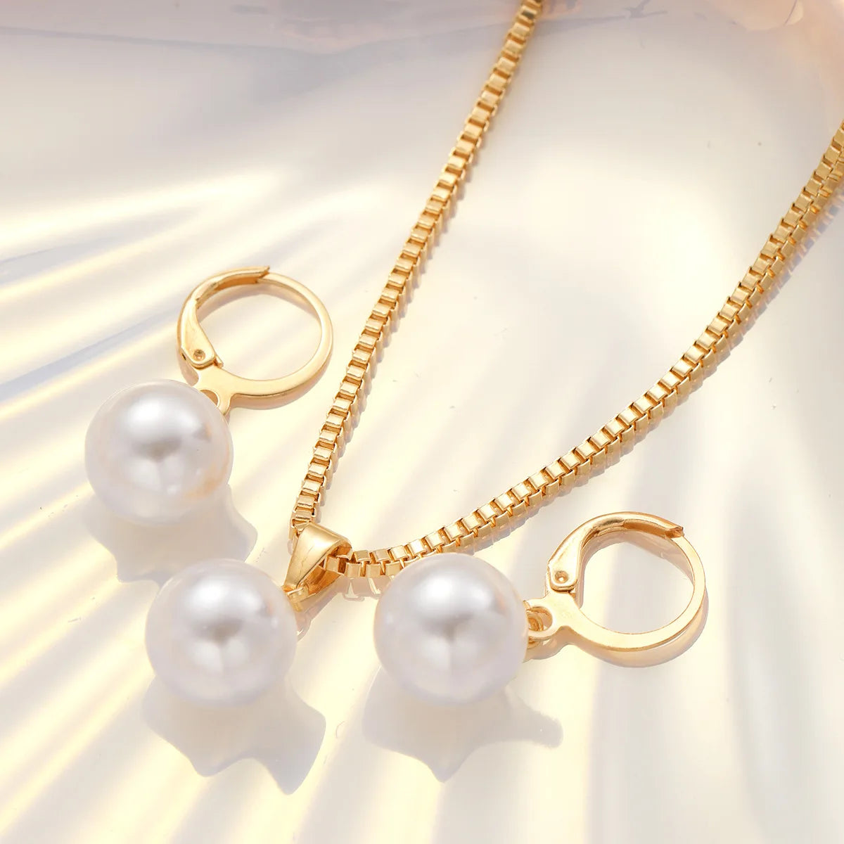 Dainty Pearl Jewelry Set