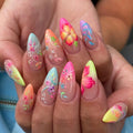 Cat-Eye Peach Blossom Nails