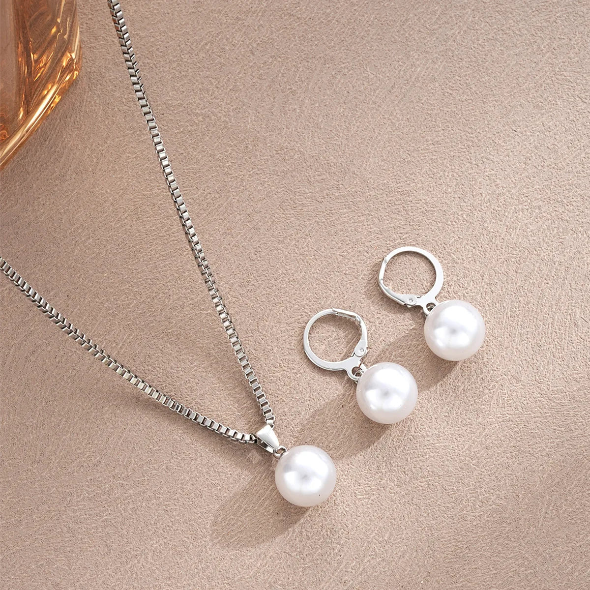 Dainty Pearl Jewelry Set